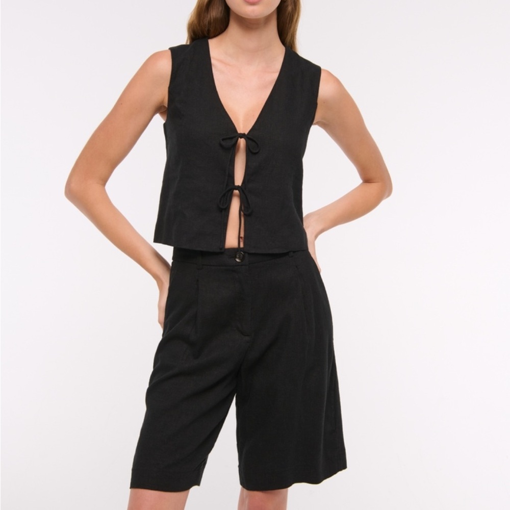 A&F Black Linen Tie-Front Top